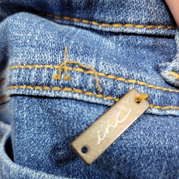 INC Straight Leg Cropped Distressed Jeans Size 12 - Picture 9 of 9